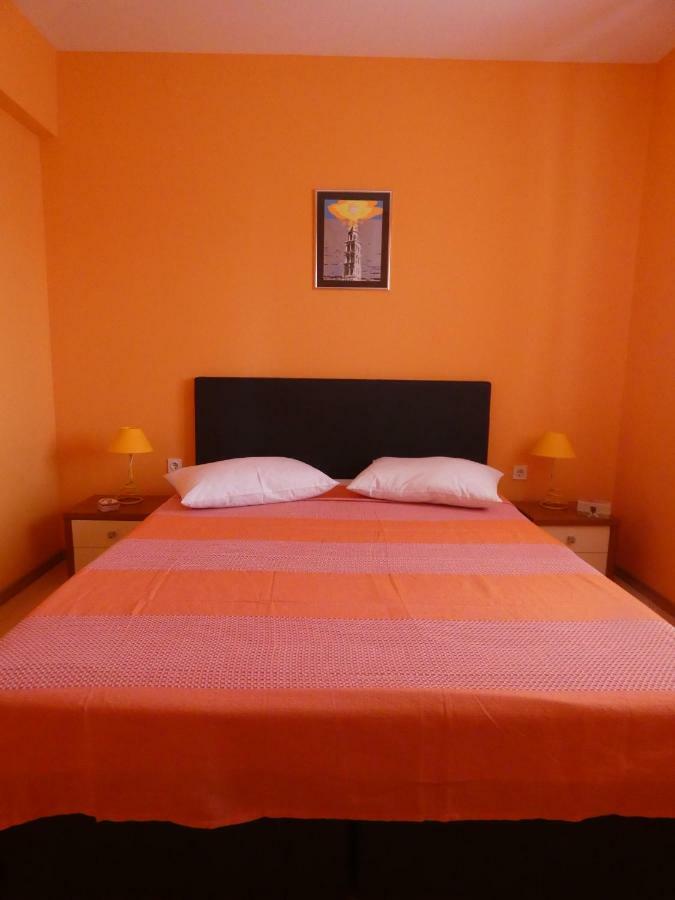 Apartmani Saric Rogoznica Zečevo Exterior foto