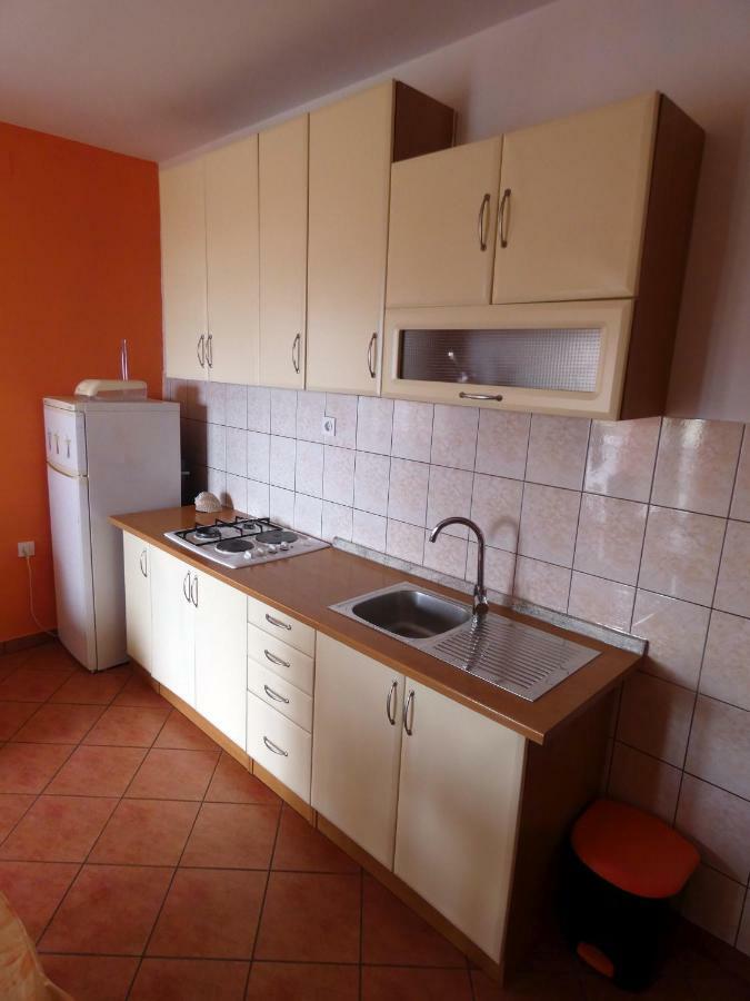 Apartmani Saric Rogoznica Zečevo Exterior foto