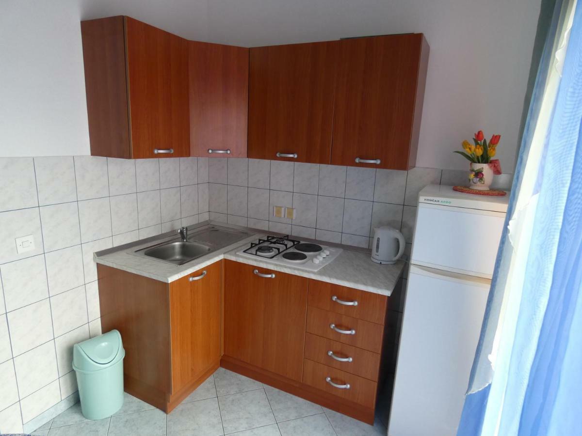 Apartmani Saric Rogoznica Zečevo Exterior foto