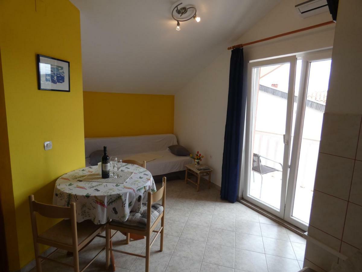 Apartmani Saric Rogoznica Zečevo Exterior foto